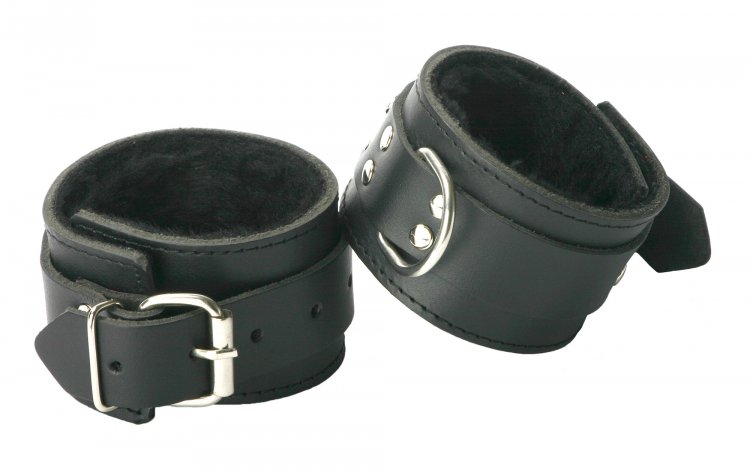 Strict Leather Fur Lined Ankle Cuffs Bondage Gear, Leather Bondage Goods, Ankle and Wrist Restraints